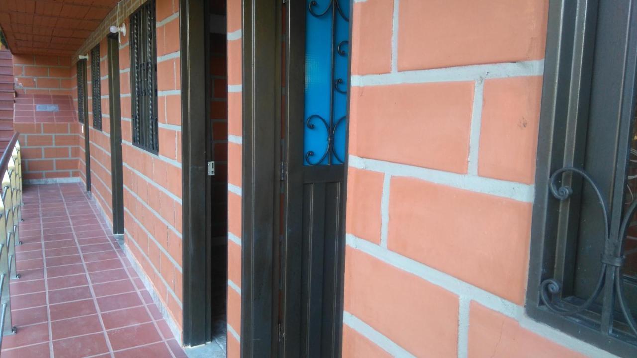 Hotel El Potrillo El Penol  외부 사진