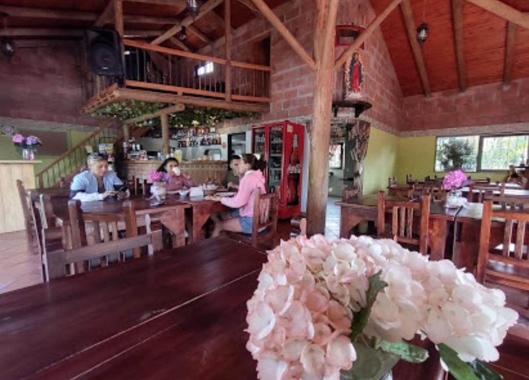 Hotel El Potrillo El Penol  외부 사진